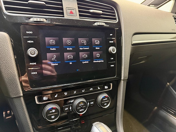 Volkswagen Golf I 21 of 24