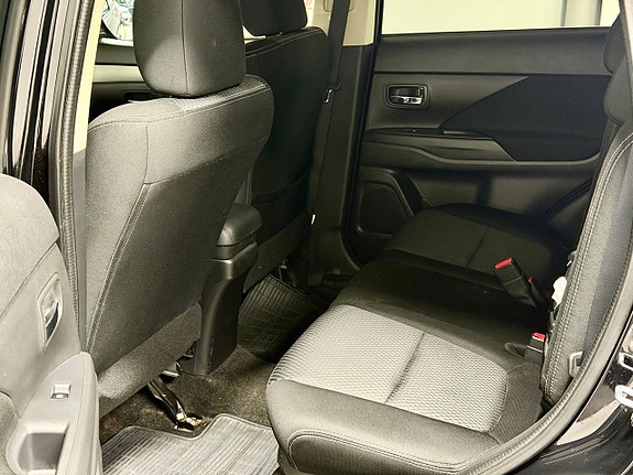Mitsubishi Outlander 11 of 15