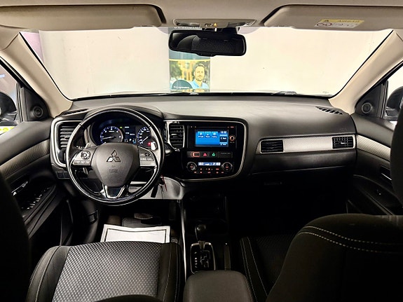 Mitsubishi Outlander 5 of 15