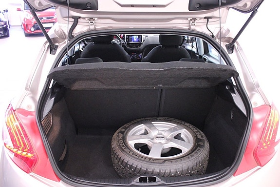 Peugeot 208 30 of 30