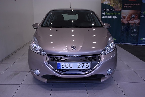 Peugeot 208 5 of 30