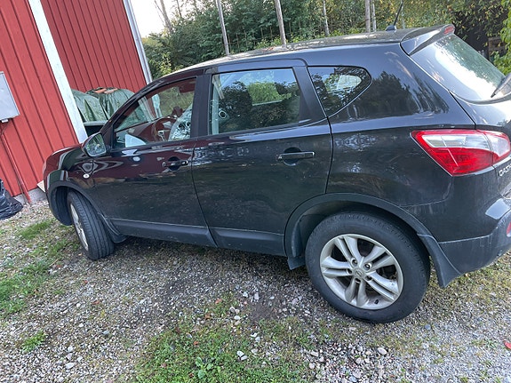 Nissan Qashqai 4 of 8