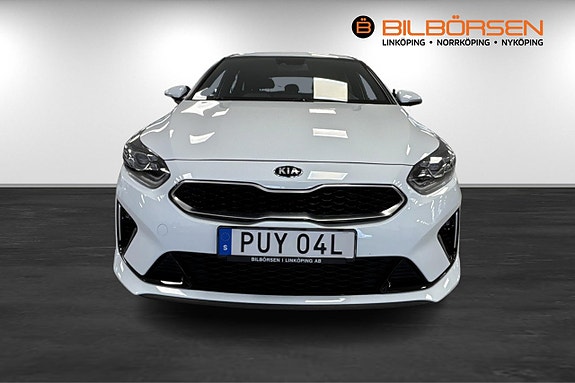 Kia Ceed 2 of 14