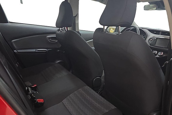 Toyota Yaris 9 of 21
