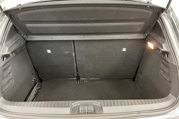 Renault Clio 12 of 21