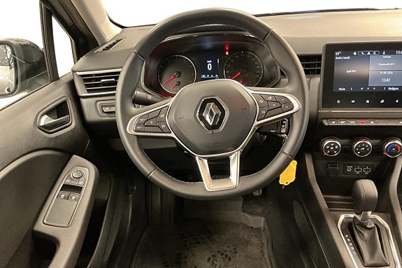 Renault Clio 11 of 21