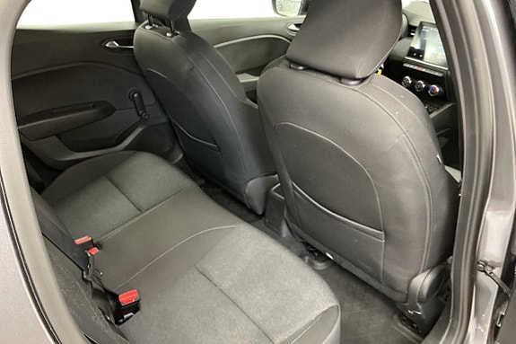 Renault Clio 9 of 21