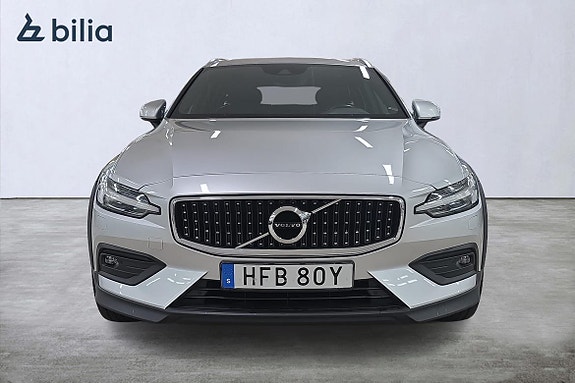 Volvo V60 Cross Country 6 of 22