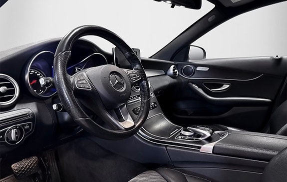 Mercedes-Benz C200 6 of 17