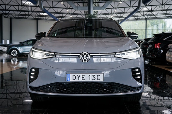 Volkswagen ID.4 GTX 2 of 28