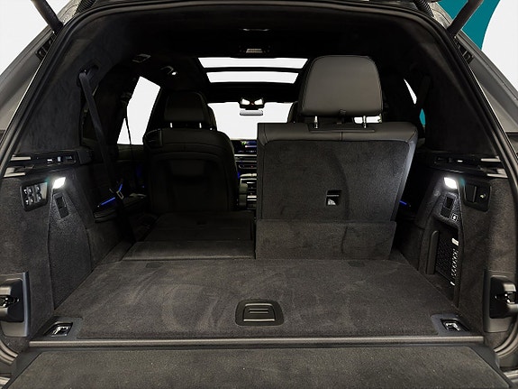 BMW X7 20 of 25
