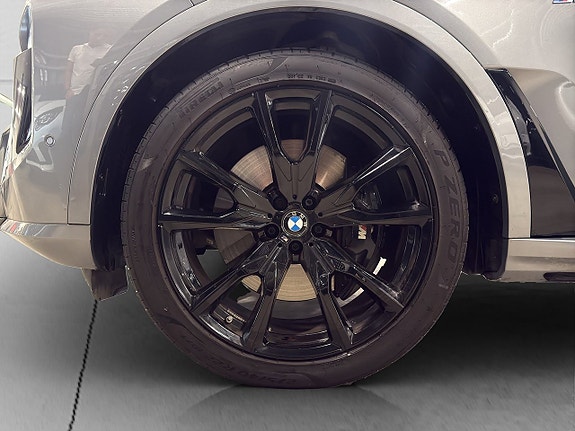 BMW X7 23 of 25