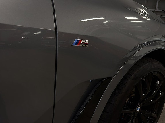 BMW X7 25 of 25