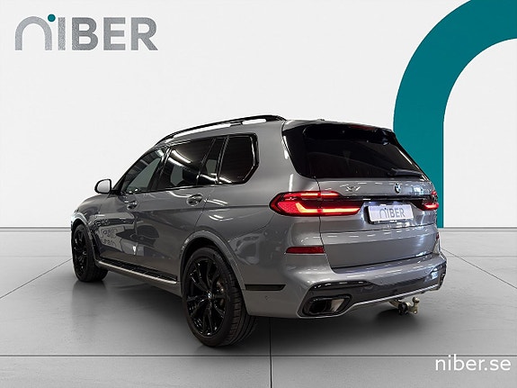 BMW X7 5 of 25