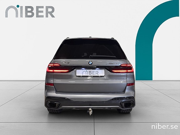 BMW X7 6 of 25