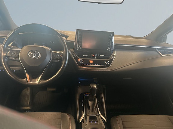 Toyota Corolla 8 of 19