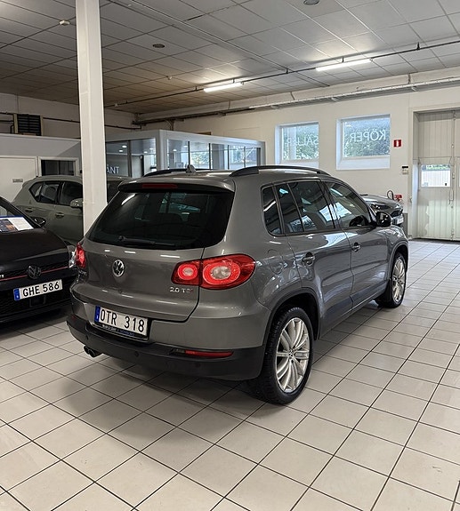 Volkswagen Tiguan 3 of 16