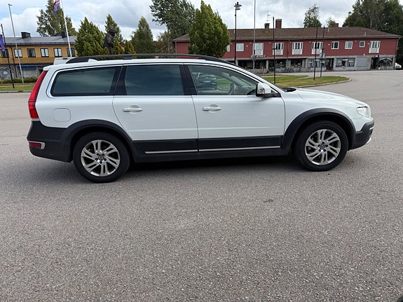 Volvo XC70 4 of 7