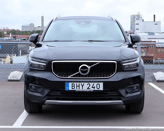 Volvo XC40 19 of 19