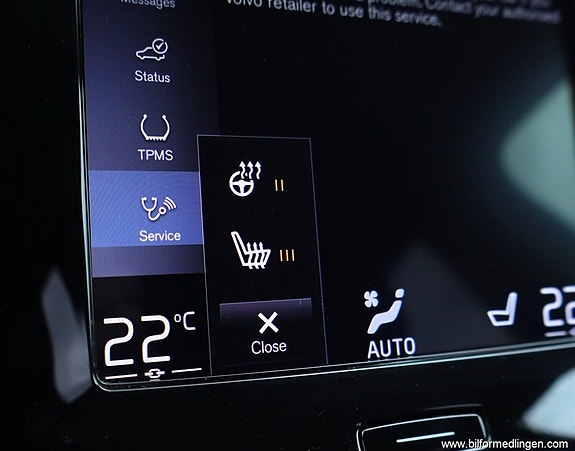 Volvo XC40 15 of 19