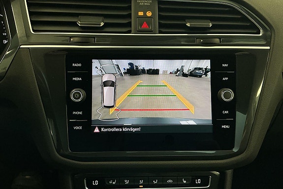Volkswagen Tiguan Allspace 18 of 30