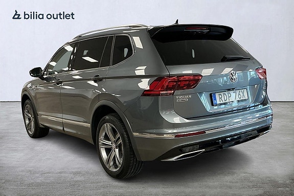 Volkswagen Tiguan Allspace 4 of 30