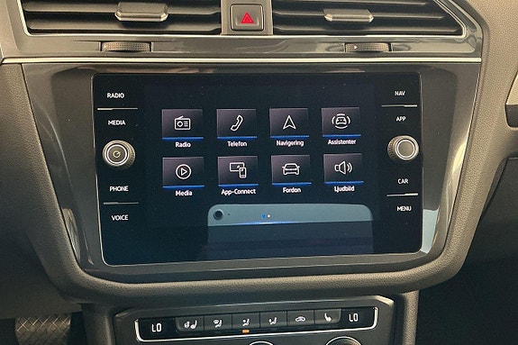 Volkswagen Tiguan Allspace 16 of 30