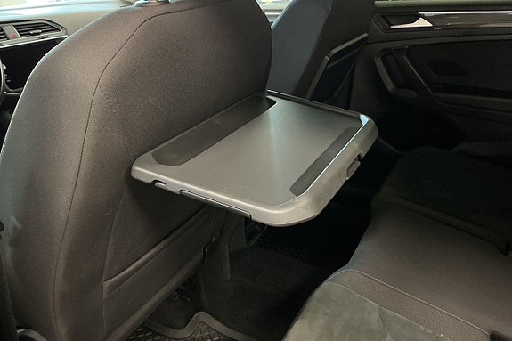 Volkswagen Tiguan Allspace 24 of 30