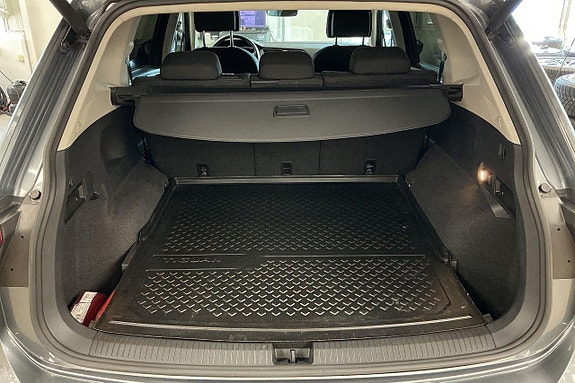 Volkswagen Tiguan Allspace 21 of 30