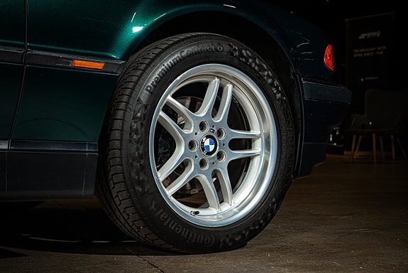 BMW 728i 28 of 28