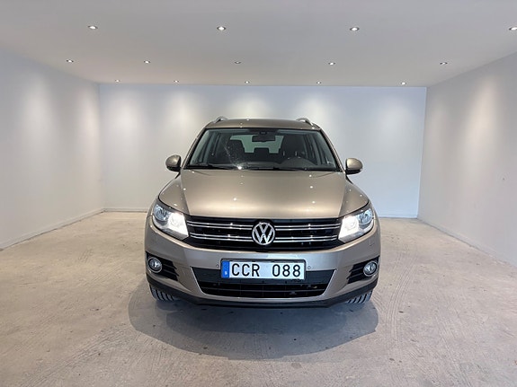 Volkswagen Tiguan 2 of 13