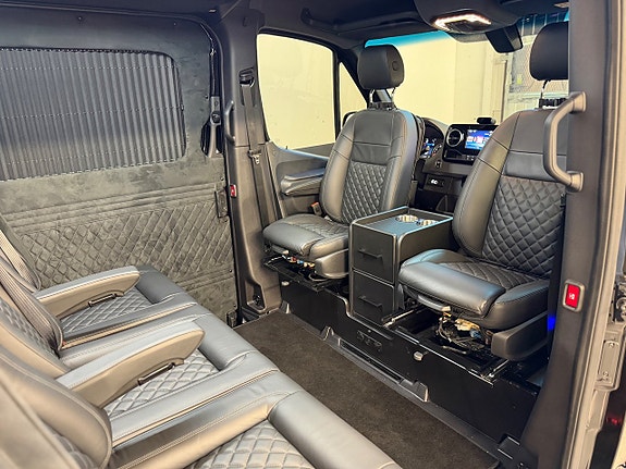 Mercedes-Benz Sprinter 319 27 of 30