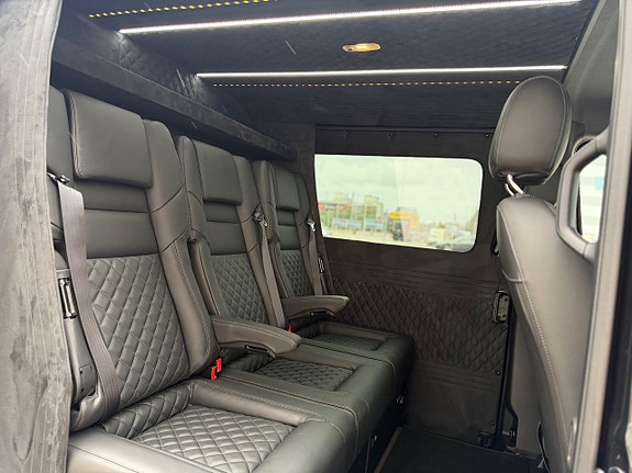 Mercedes-Benz Sprinter 319 14 of 30