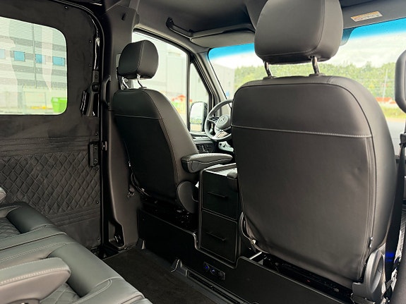 Mercedes-Benz Sprinter 319 19 of 30