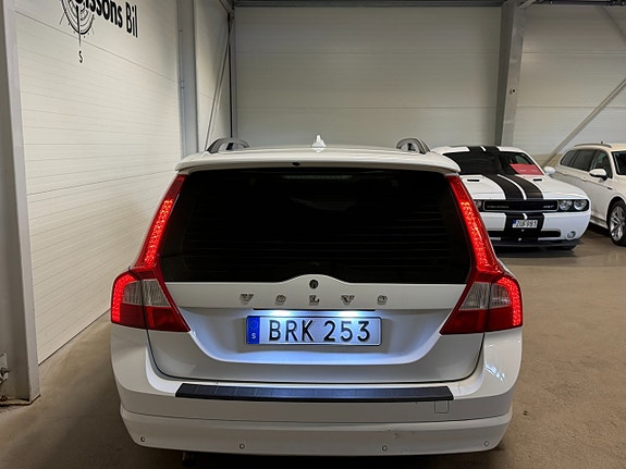Volvo V70 5 of 20