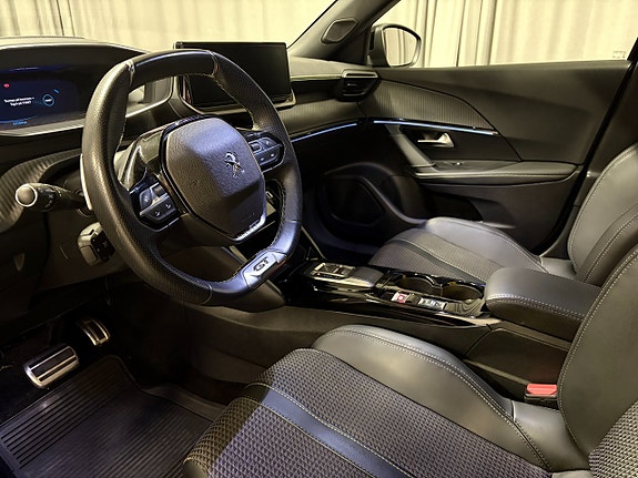 Peugeot 2008 6 of 15