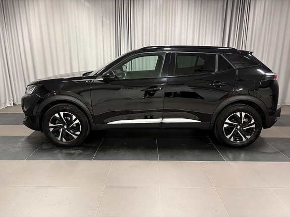 Peugeot 2008 2 of 15