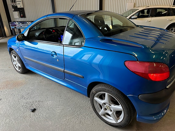 Peugeot 206 CC 6 of 11
