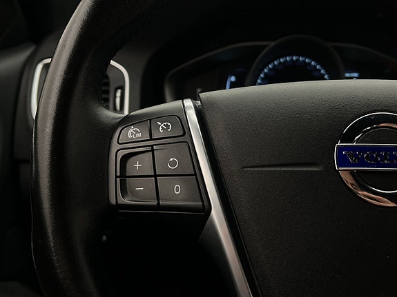 Volvo V60 25 of 27