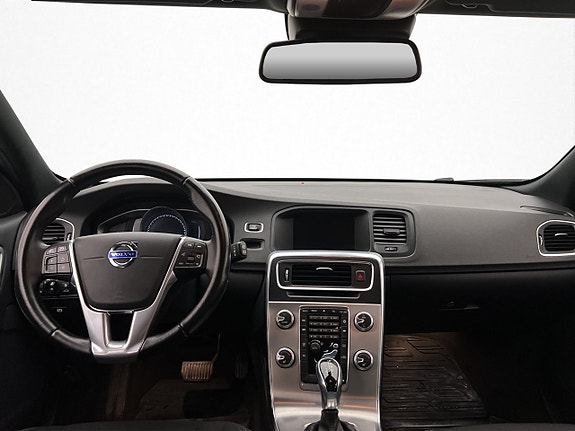 Volvo V60 15 of 27