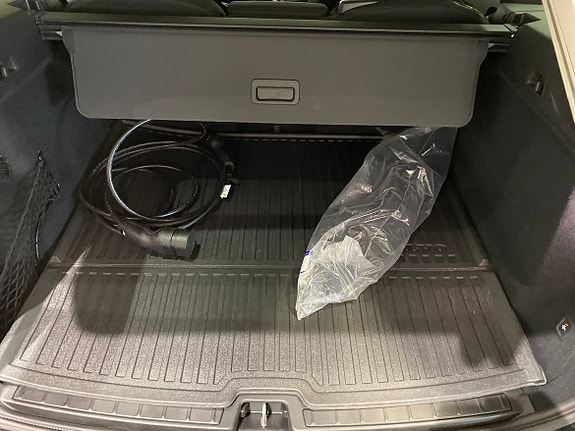 Volvo XC60 14 of 27