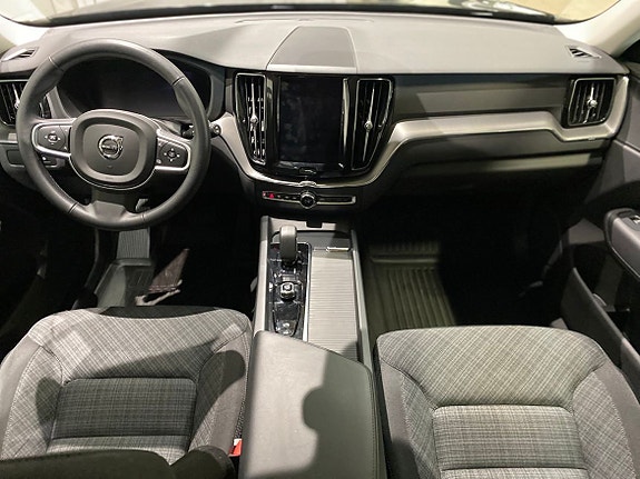 Volvo XC60 16 of 27