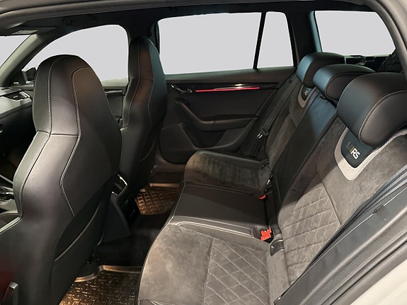 Skoda Octavia 9 of 17