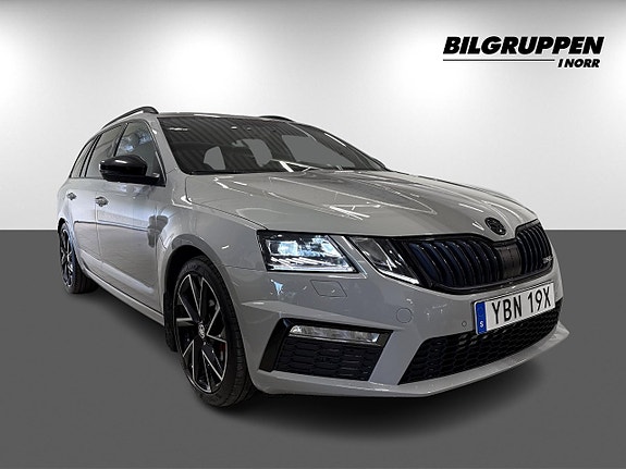 Skoda Octavia 3 of 17