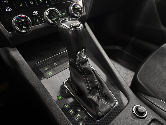 Skoda Octavia 12 of 17