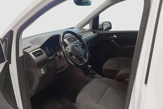 Volkswagen Caddy Maxi 6 of 11