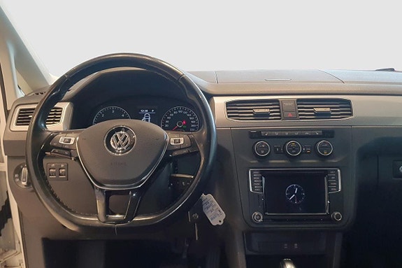 Volkswagen Caddy Maxi 8 of 11