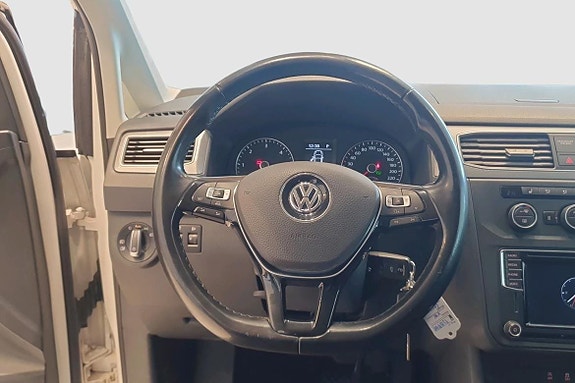Volkswagen Caddy Maxi 9 of 11