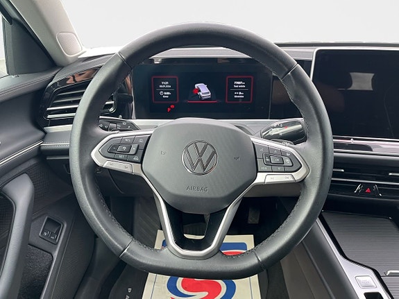 Volkswagen Passat 12 of 20