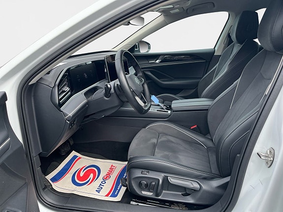 Volkswagen Passat 9 of 20